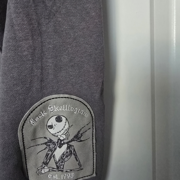Disney Gray Womens Jacket - The Nightmare Before Christmas Design - Picture 8 of 10